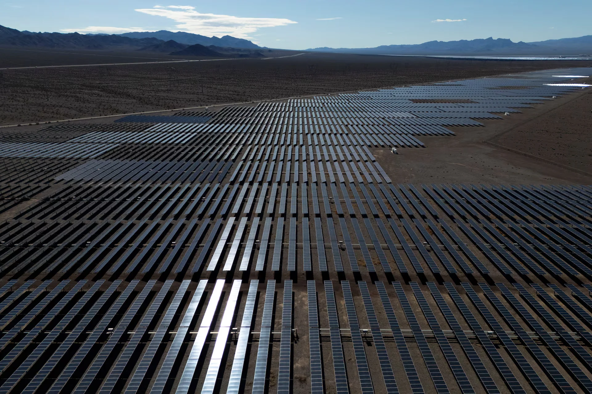 US Battery Storage Hits Record 100 GWh in Q1 2026 as Solar Boom Continues